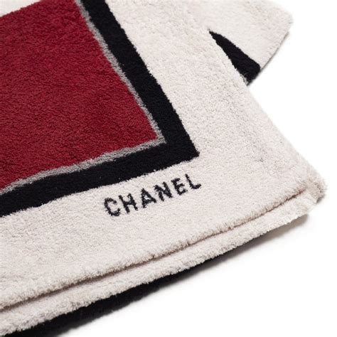 serviette de bain chanel|chanel shower soap.